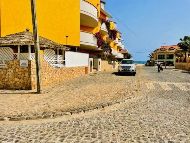 Brand New Spacious T3 Apartment In Santa Maria Exterior foto